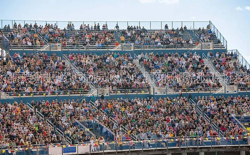 杏盛测速登录入口爱慕股份精美彩泥足球运动员图片：展现独特创意与技艺